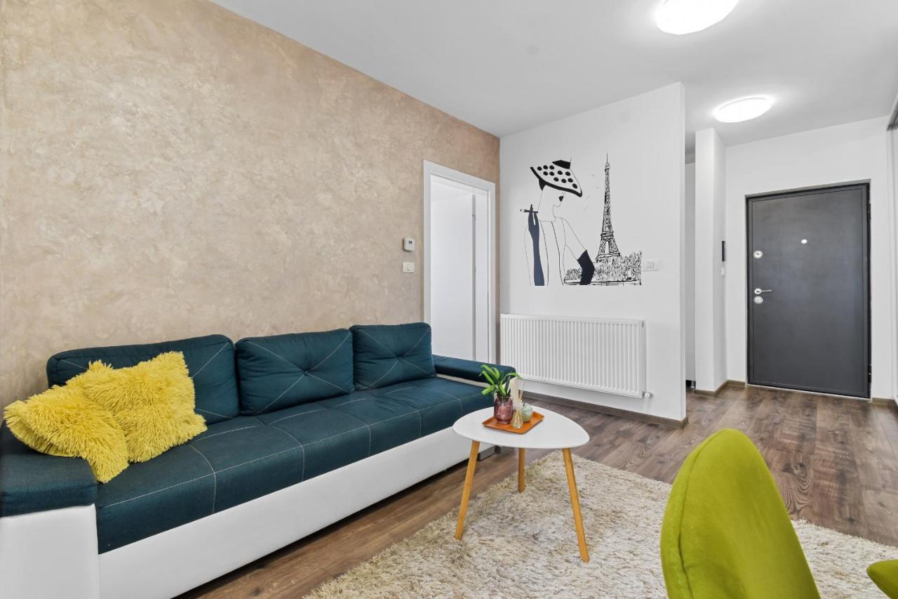 Ferienwohnung Modern In New Building With Panoramic View Brașov Exterior foto