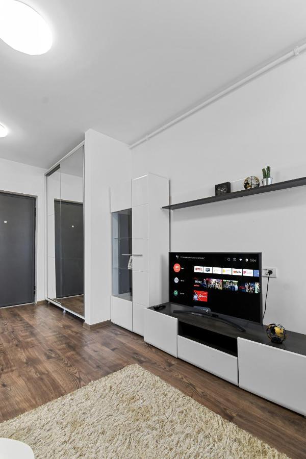 Ferienwohnung Modern In New Building With Panoramic View Brașov Exterior foto